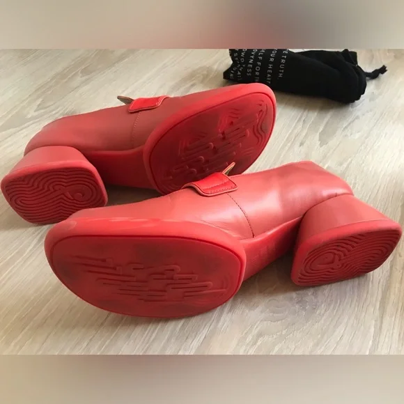 FLUEVOG- mod ‘Shelly’ in sherbet orange size 8 - Picture 3 of 7